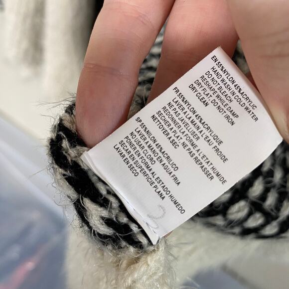 RD Style Cardigan Sweater Size Small - Picture 4 of 5